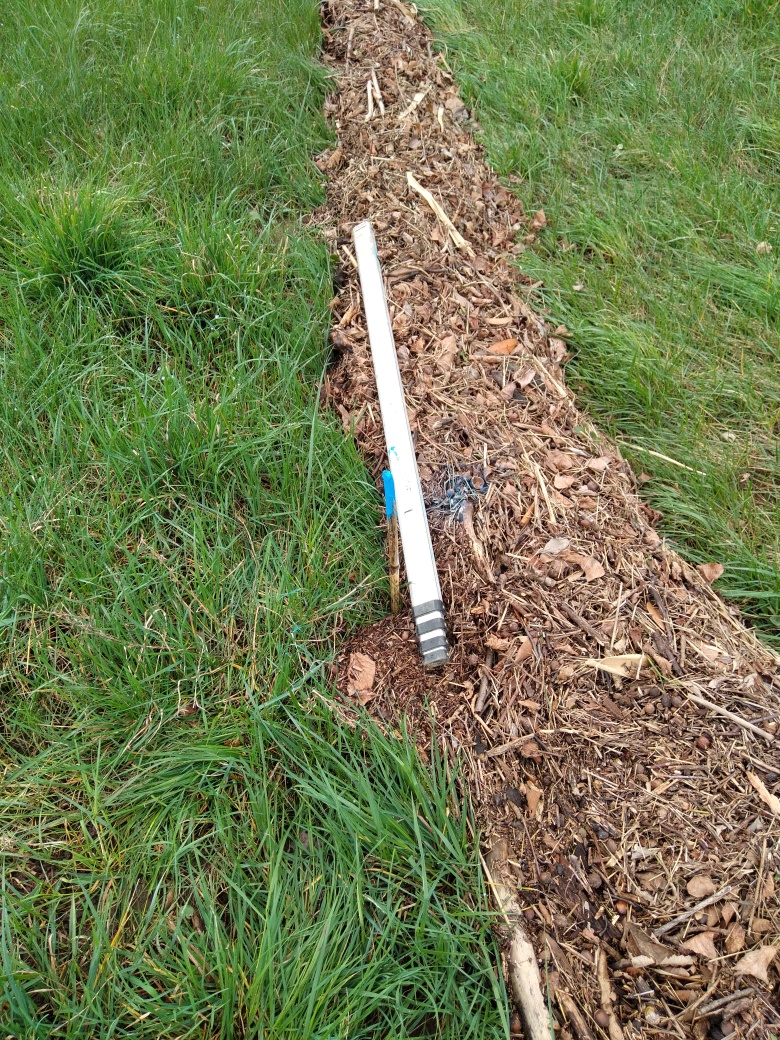 Dépôt dans l'herbe