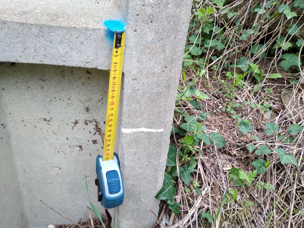 Trace sur le pylône