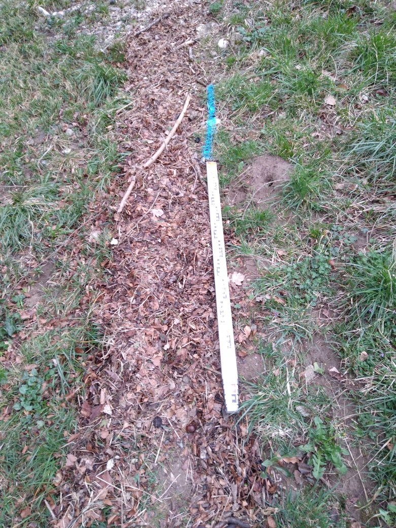 Dépôt sur le sentier