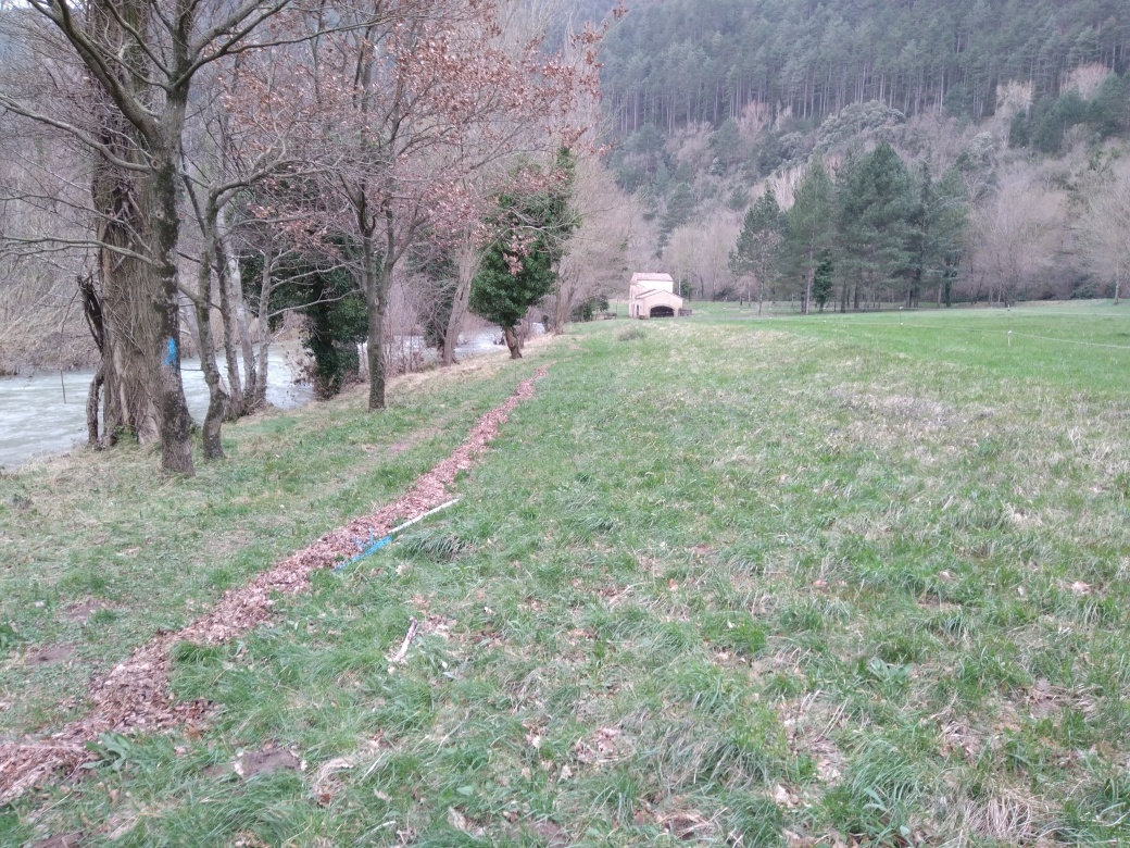 Sentier de berge