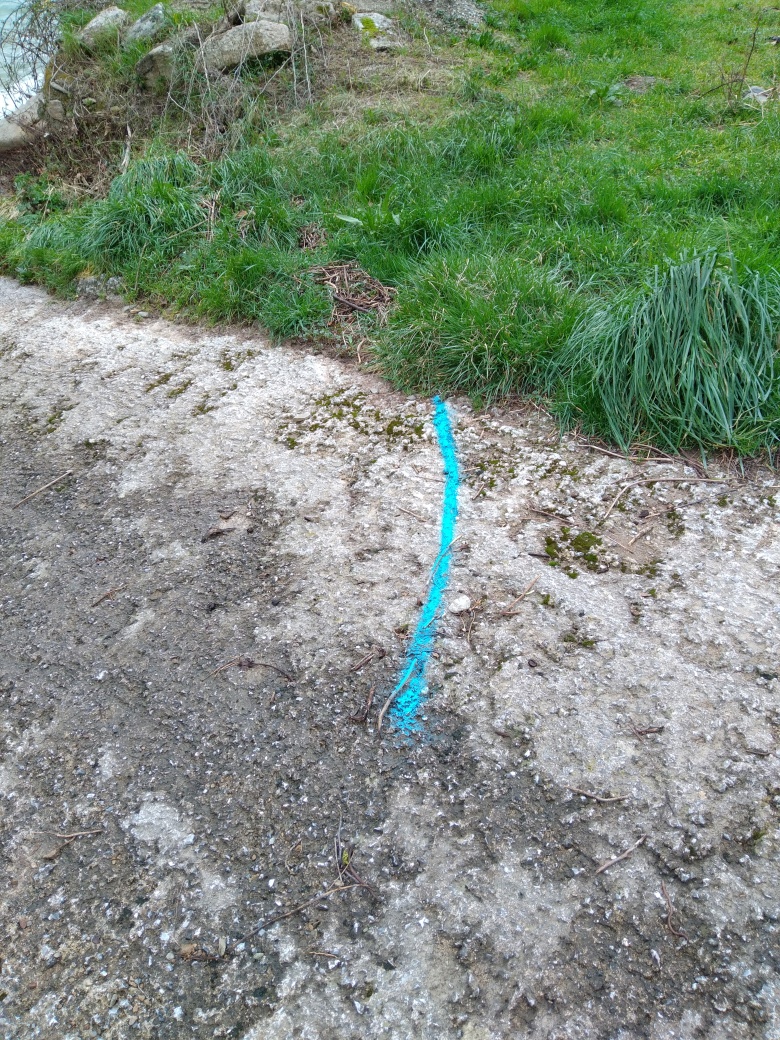 Dépôt sur le chemin