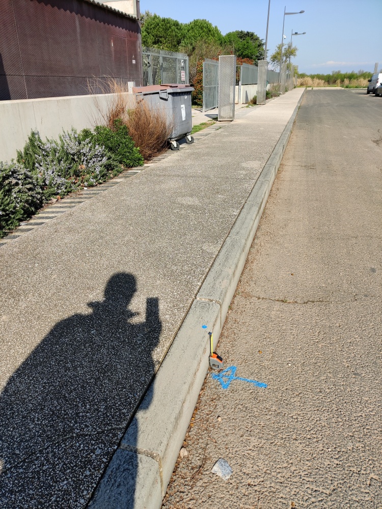Bordure de trottoir