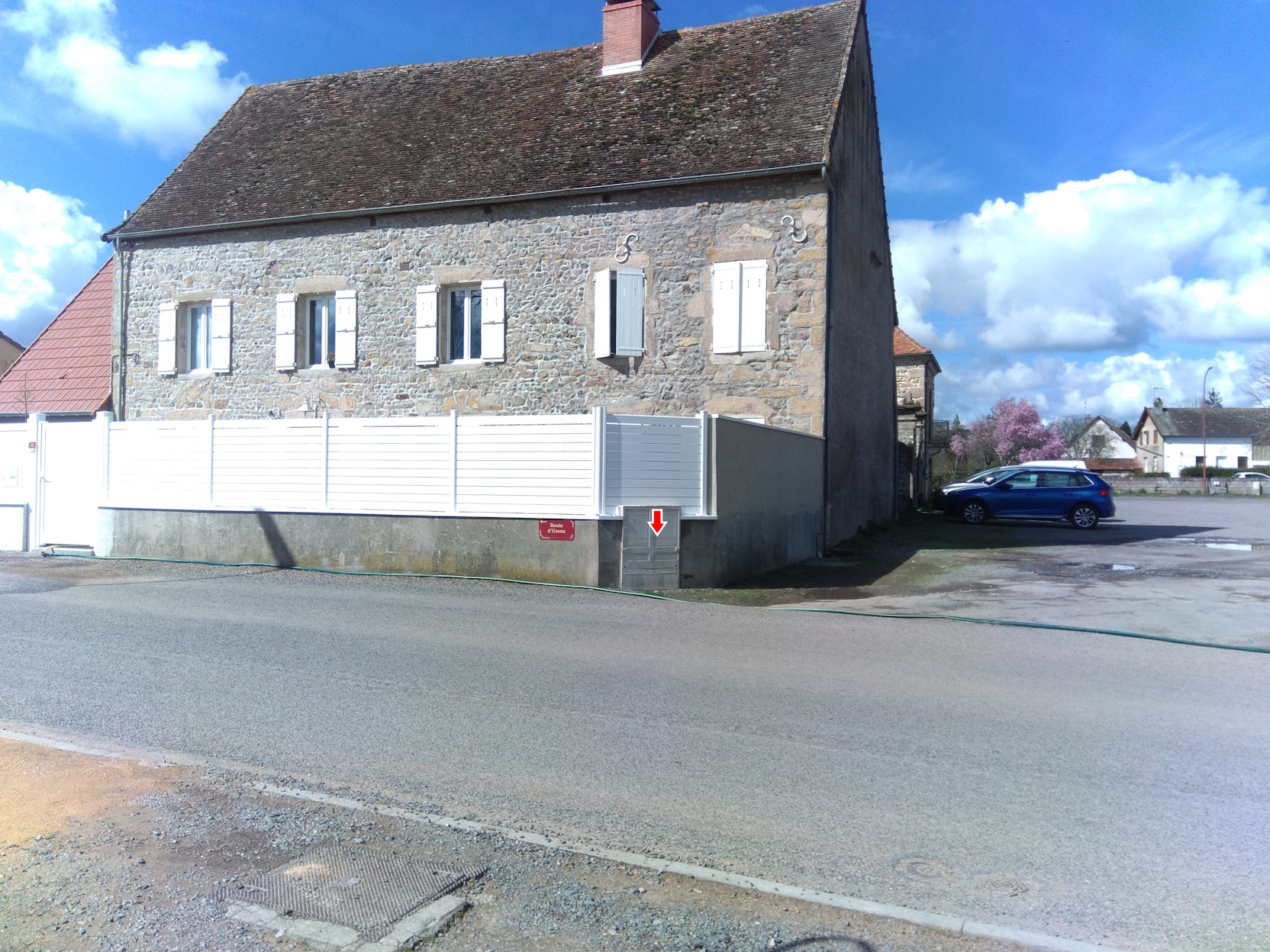 Vue du site en 2024 avec la laisse de la crue de mars 2024