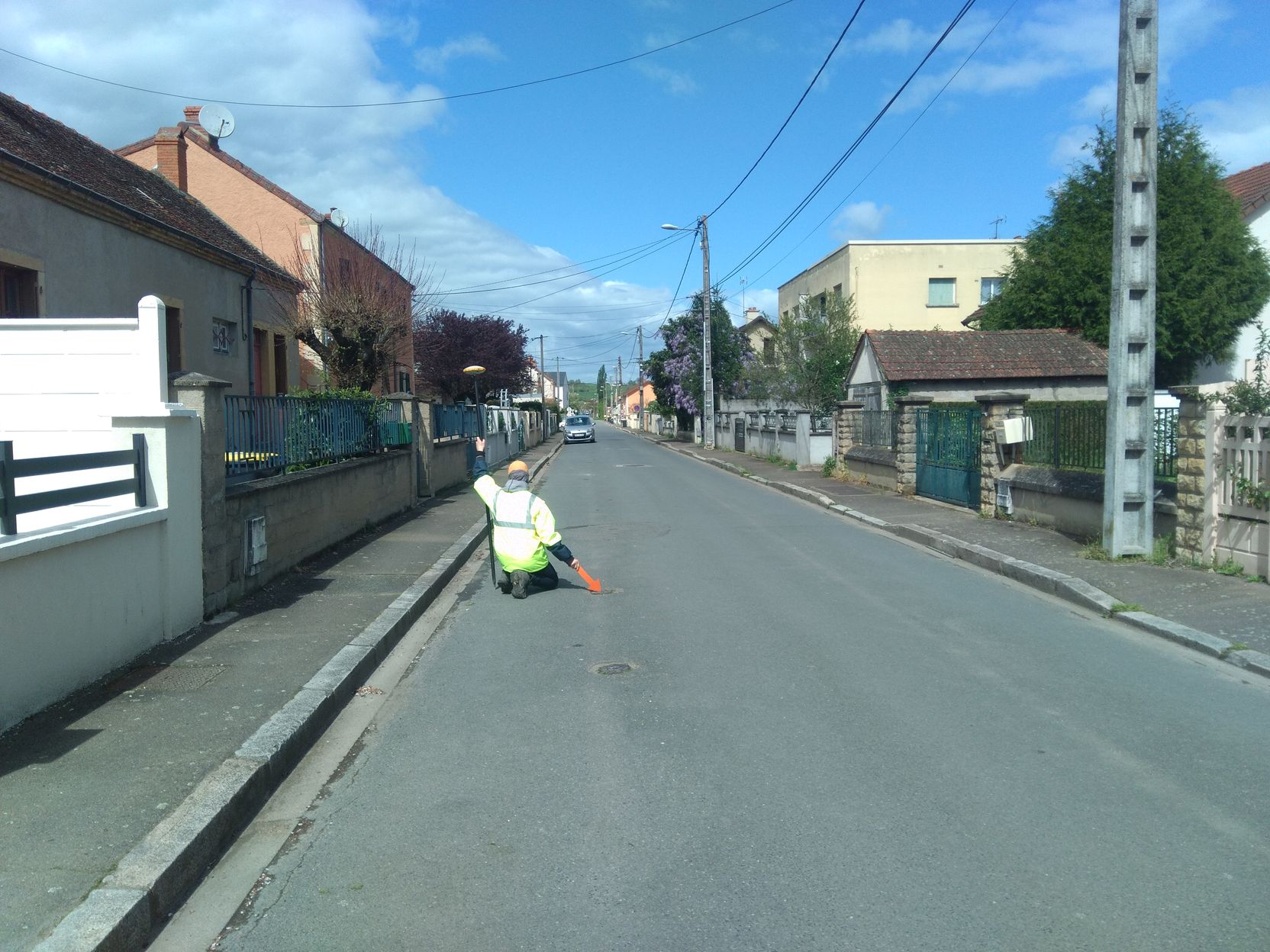 Vue du site en 2024 avec le repère de la crue d'avril 2024