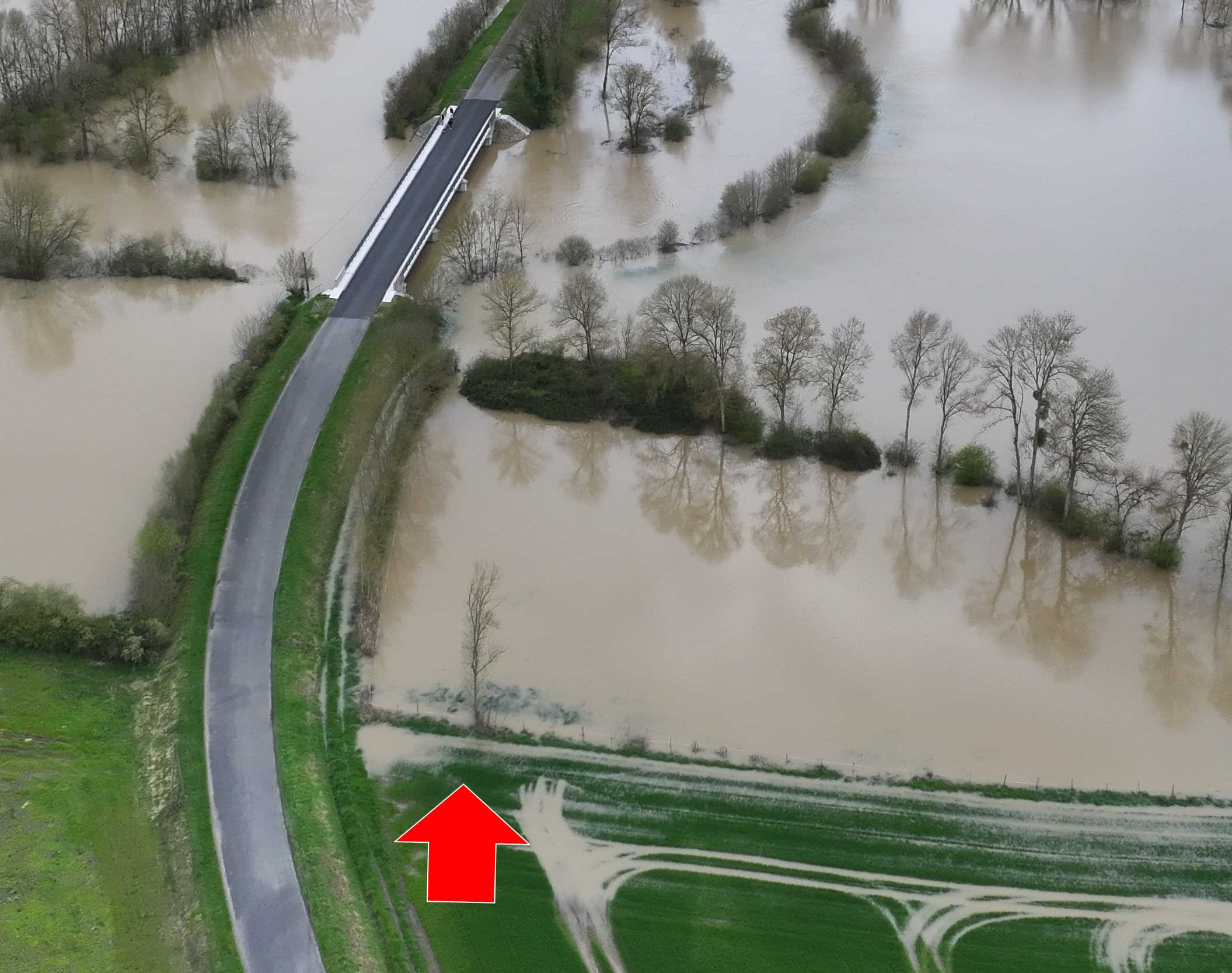 Prise de vue le 31/03/2024 à 11h21 zoomée sur le repère