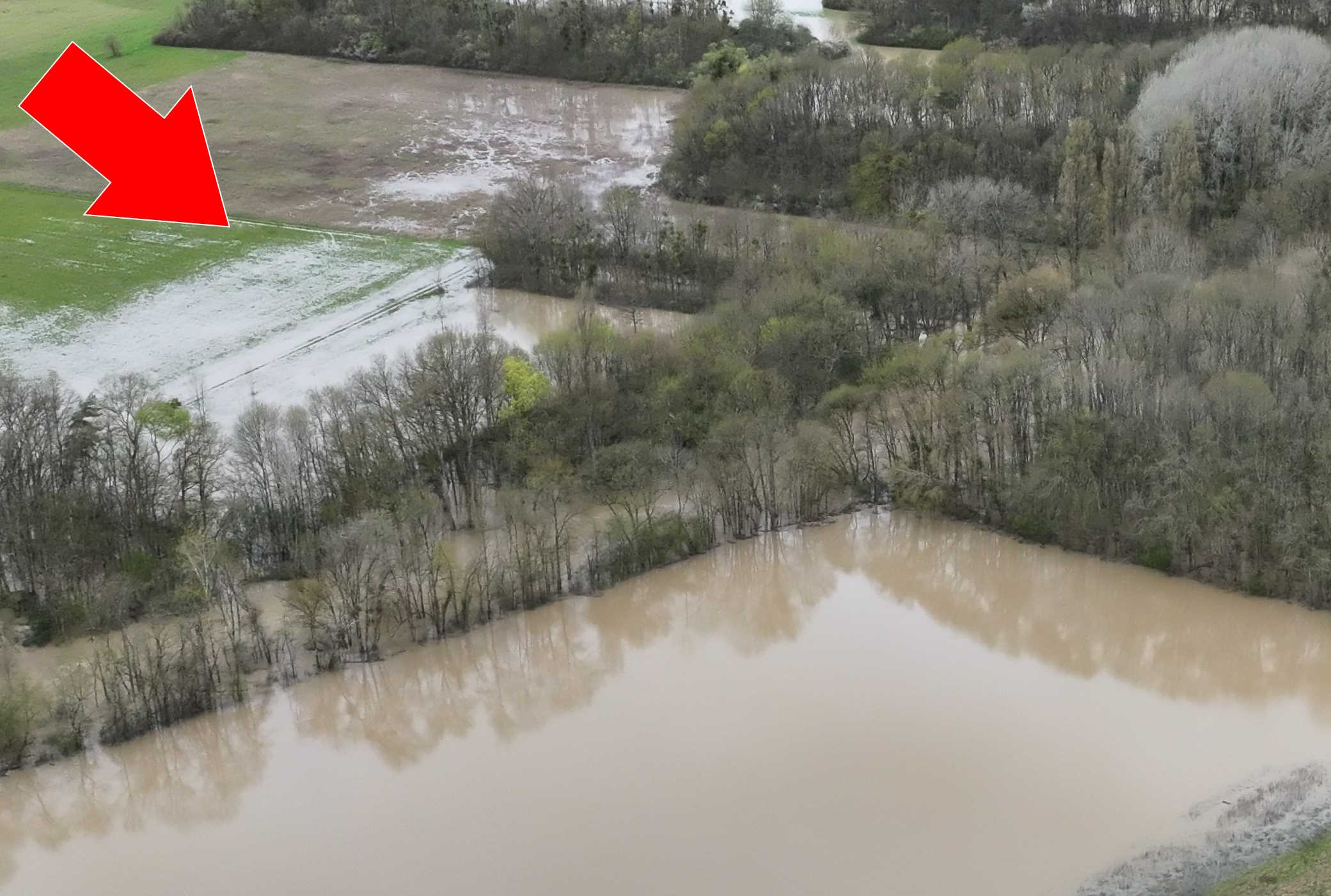 Prise de vue le 31/03/2024 à 13h32 zoomée sur le repère
