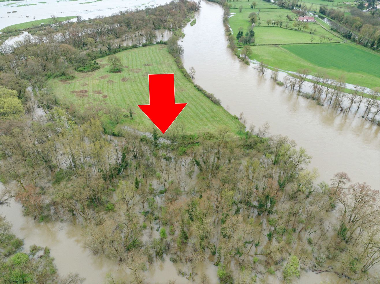 Prise de vue le 03/04/2024 à 10h18 zoomée sur le repère