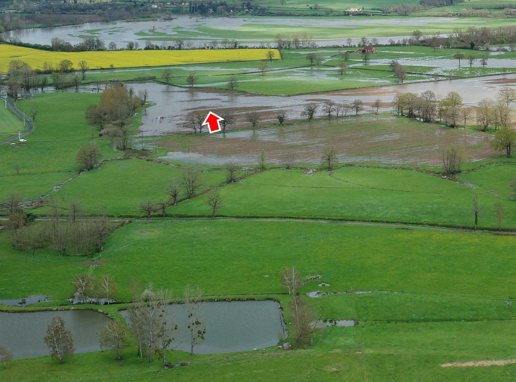 Prise de vue le 03/04/2024 à 14h26 zoomée sur le repère