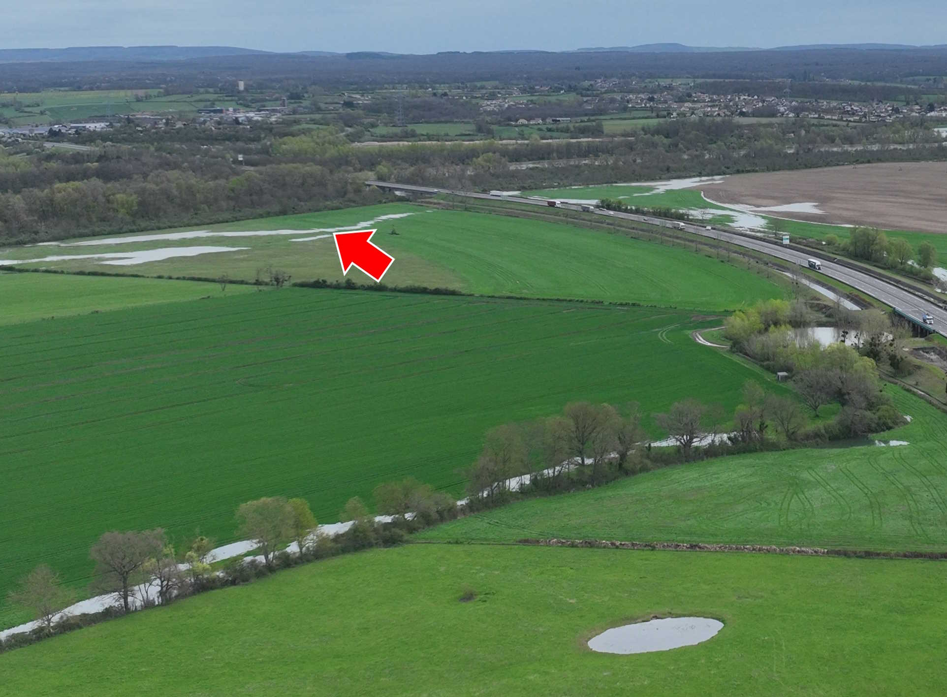 Prise de vue le 04/04/2024 à 11h39 zoomée sur le repère
