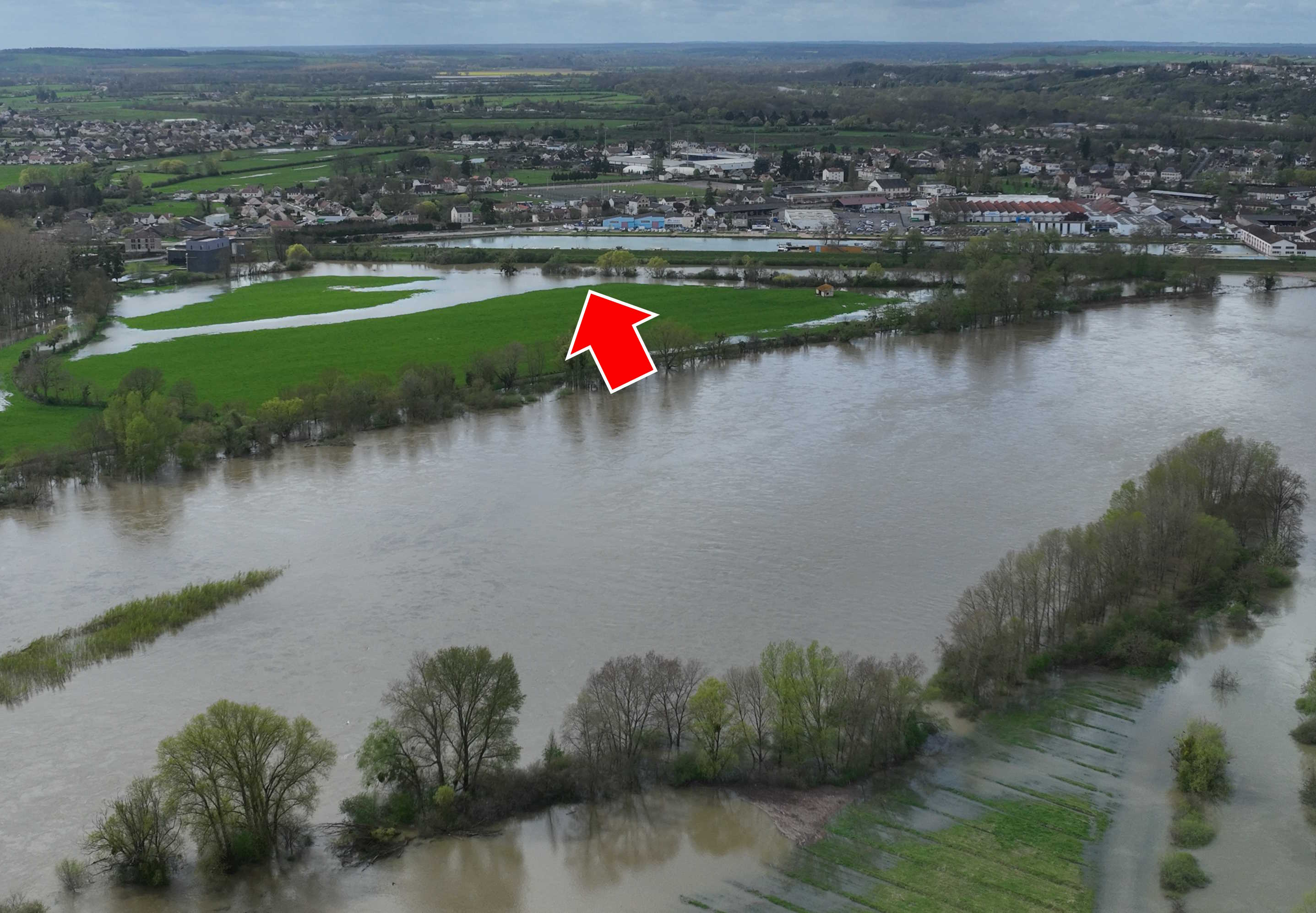 Prise de vue le 04/04/2024 à 14h16 zoomée sur le repère