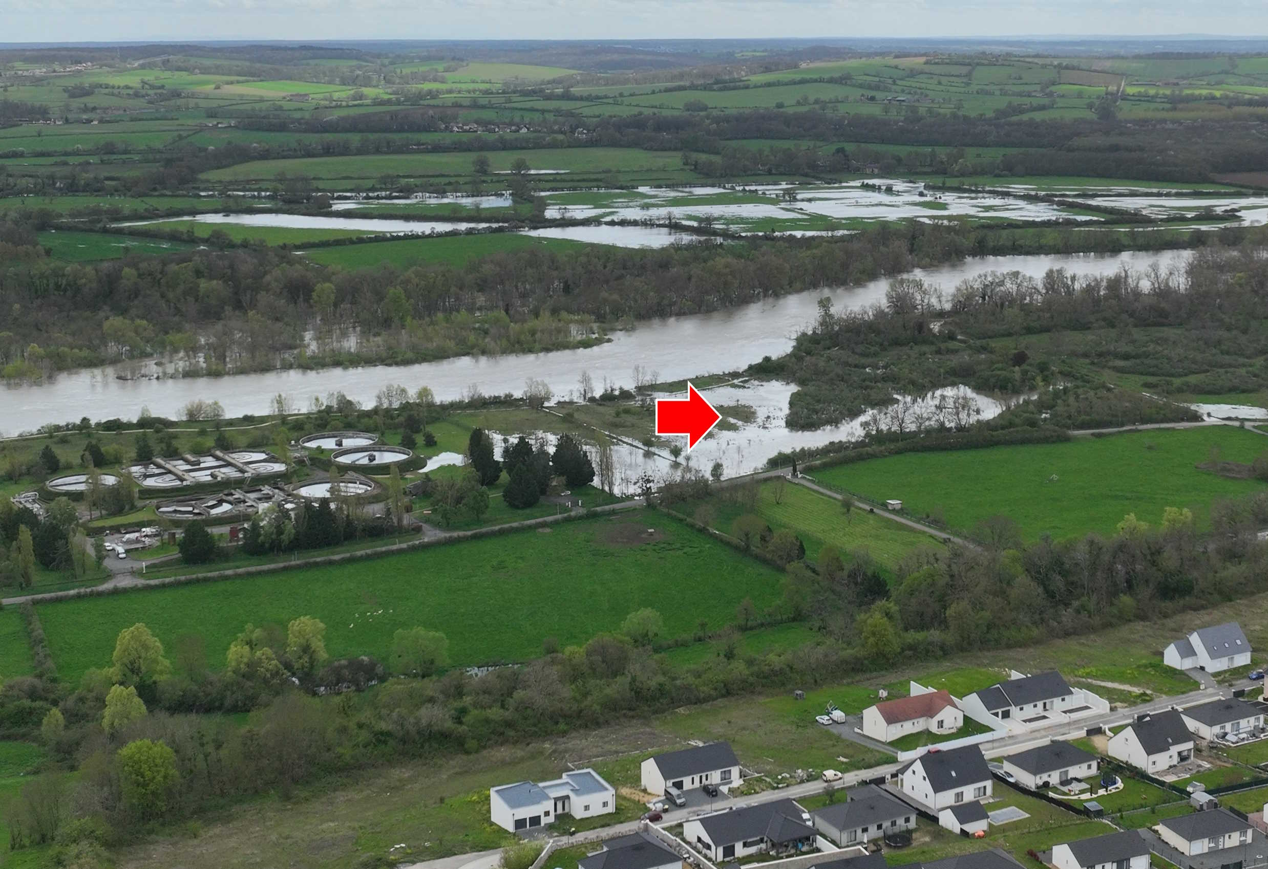 Prise de vue le 04/04/2024 à 14h36 zoomée sur le repère